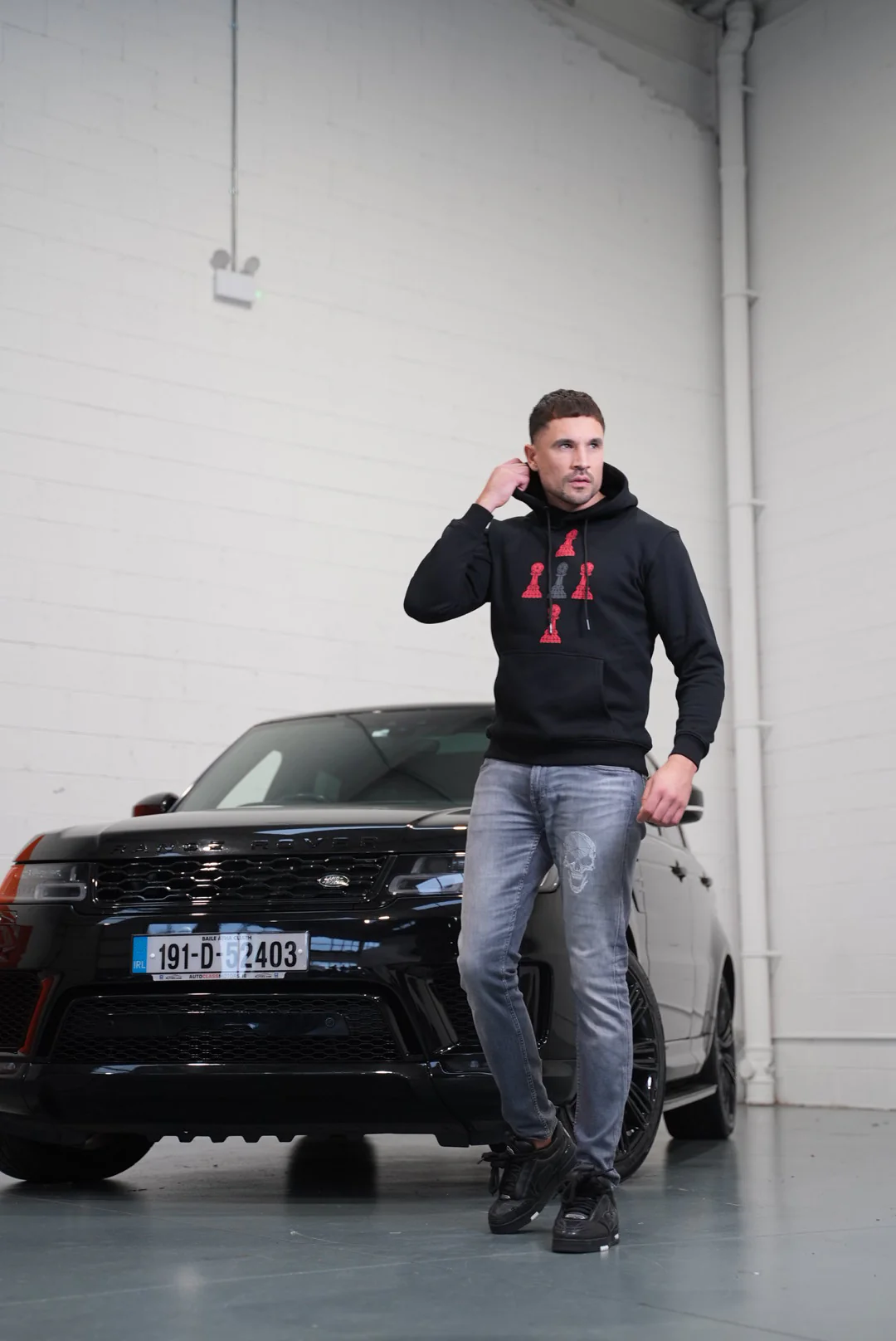 5 PAWN HOODIE 4 RED 1 BLACK - Image 4