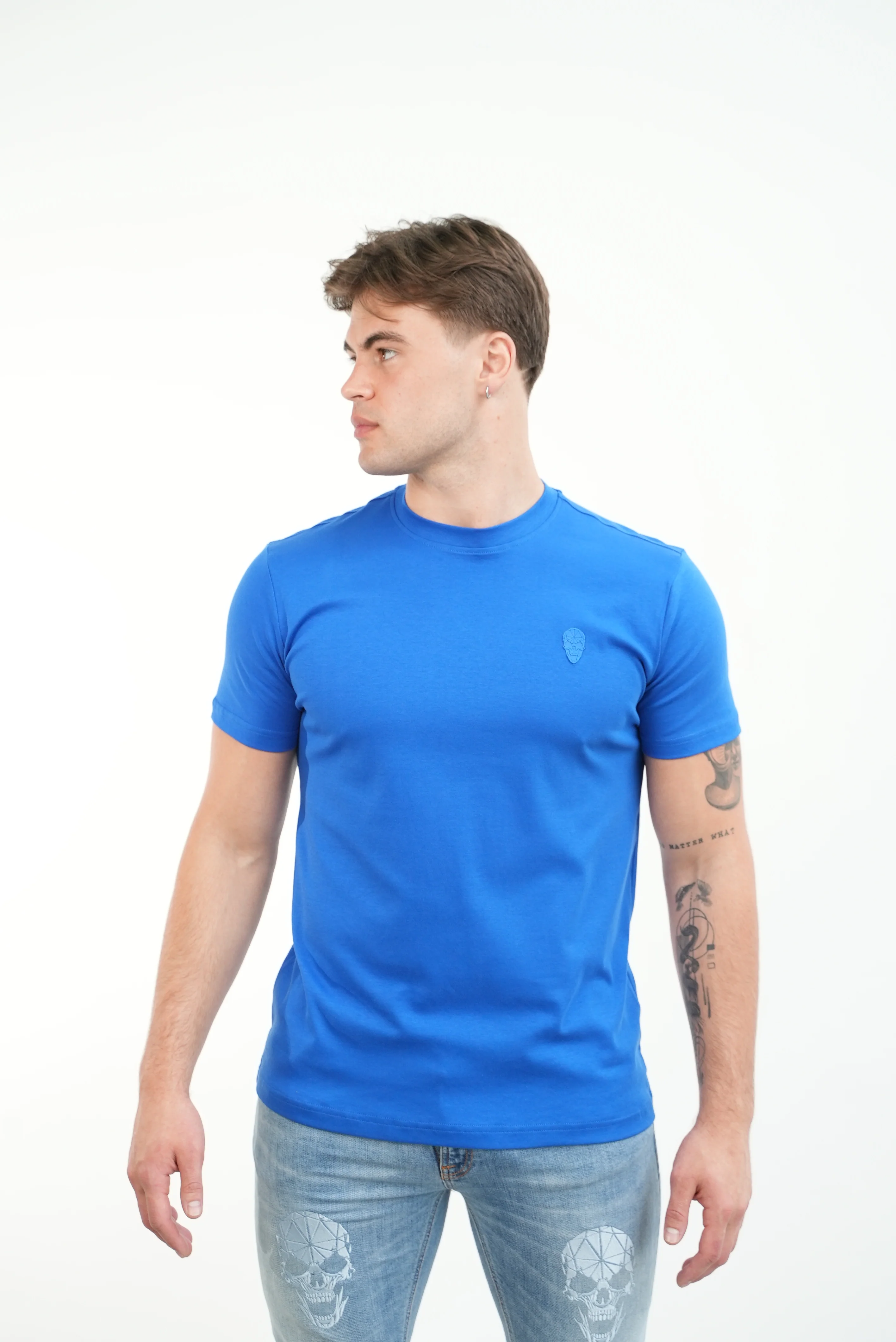 Men's Amico Skull Badge Blue T-Shirt - Image 9